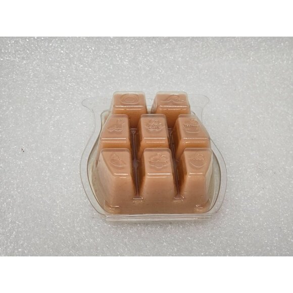 Scentsy Cinnamon Buttercream Wax Bar Authentic Scent 2.6 Oz Made In Idaho USA - Picture 2 of 2